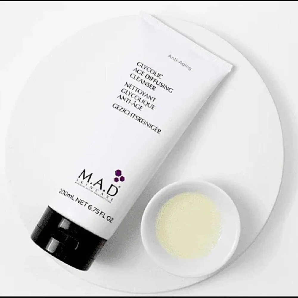 NEW M.A.D Skincare Glycolic Age Diffusing Cleanser NEW In Box skincare face
